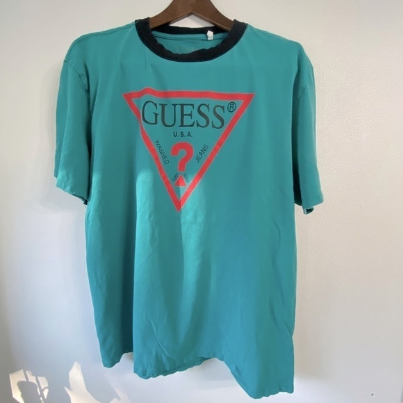 Vintage Guess Logo Tee w/ringer Collar, size Medium - Picture 1 of 5